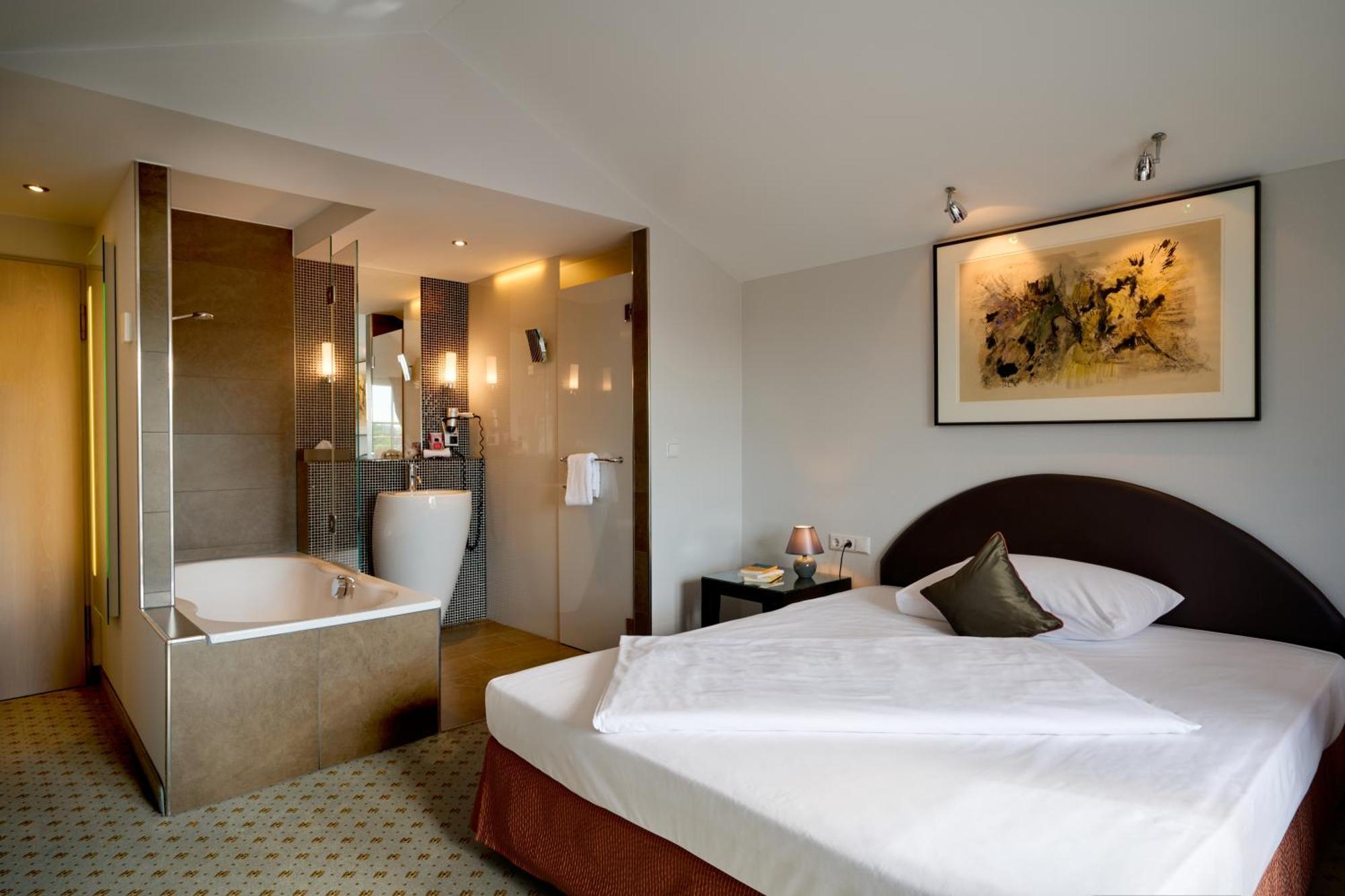 Hotel Lechnerhof Unterföhring Εξωτερικό φωτογραφία